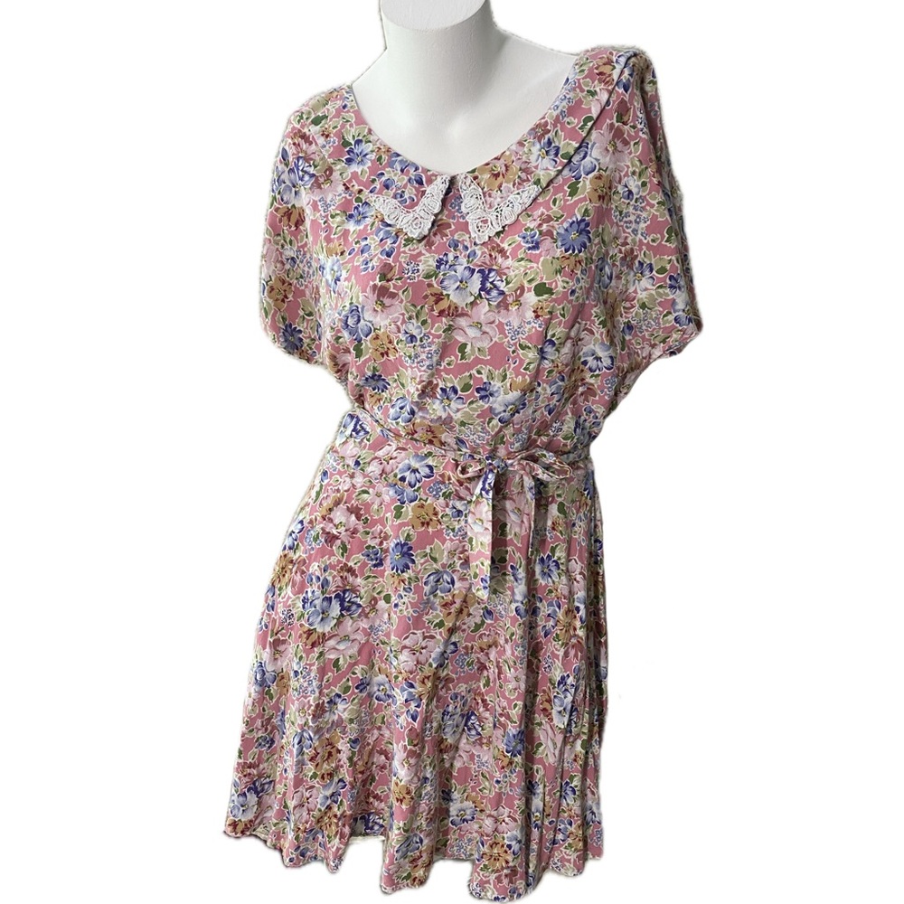 Vintage floral adjustable dress